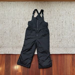 Gap snow pants